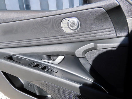 Hyundai Avante — photo 11