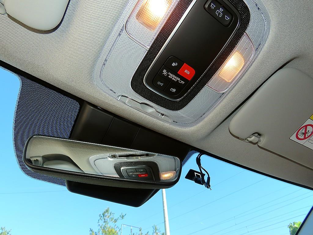Hyundai Avante — photo 14