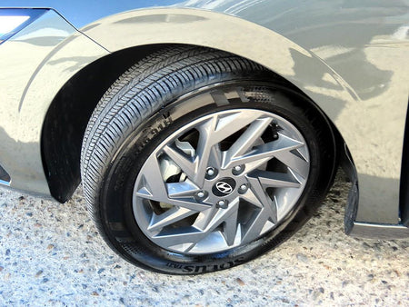Hyundai Avante — photo 20