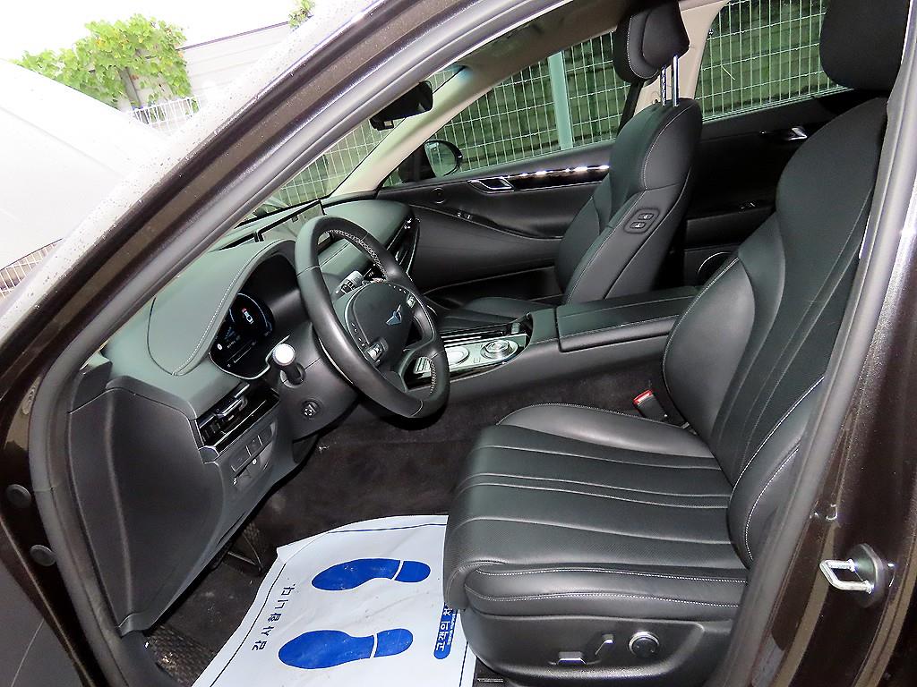 Genesis G80 — photo 05