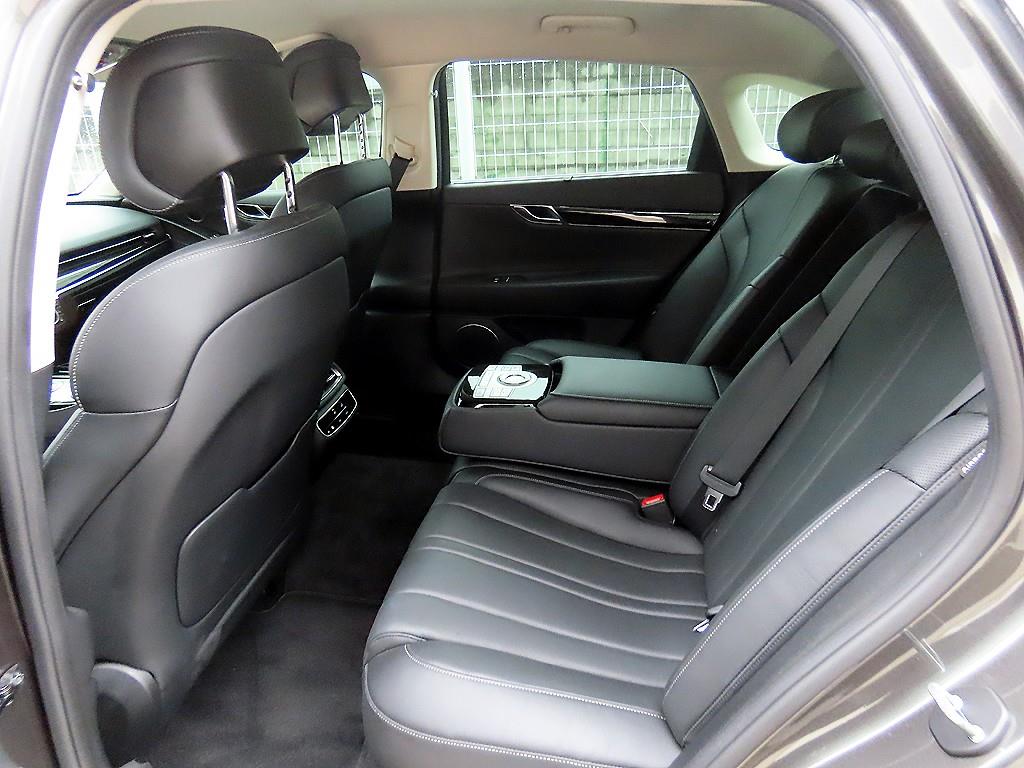 Genesis G80 — photo 06