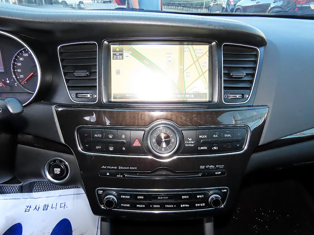 Kia K7 — photo 13