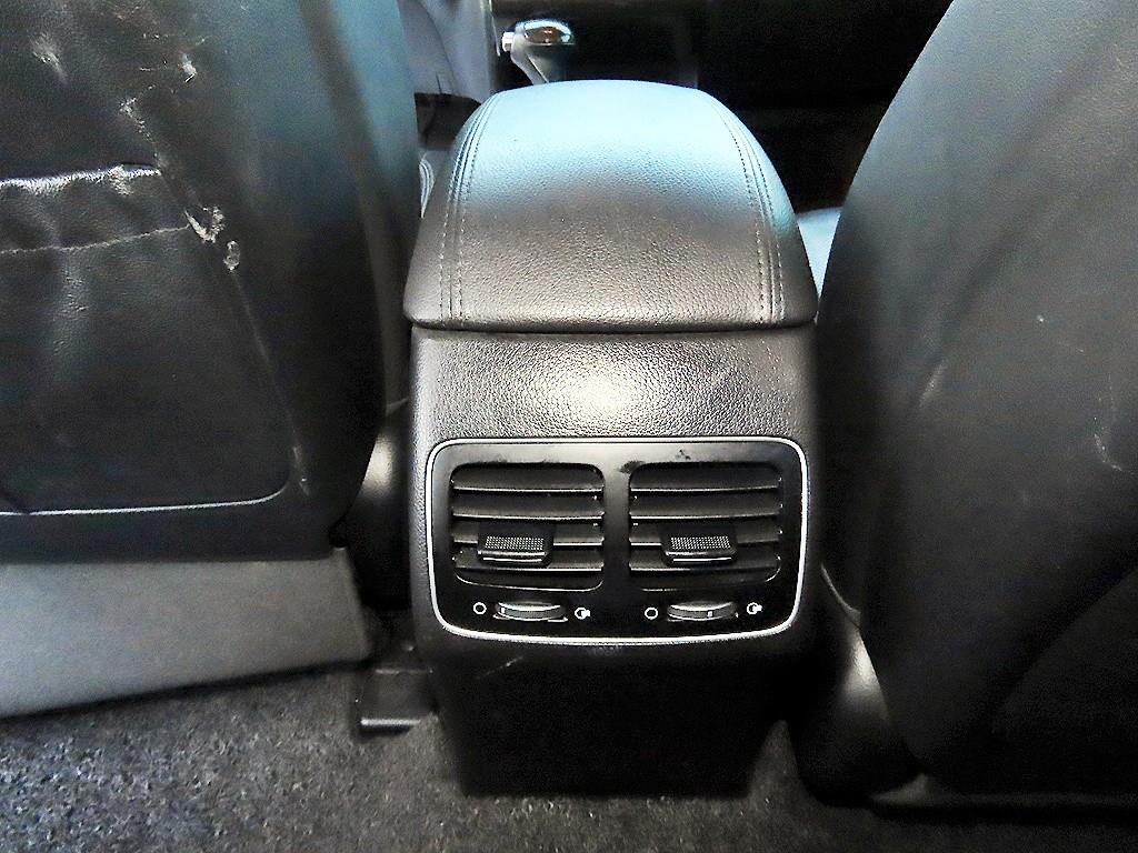 Kia K7 — photo 17