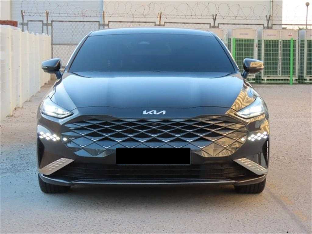 Kia K8 — photo 02