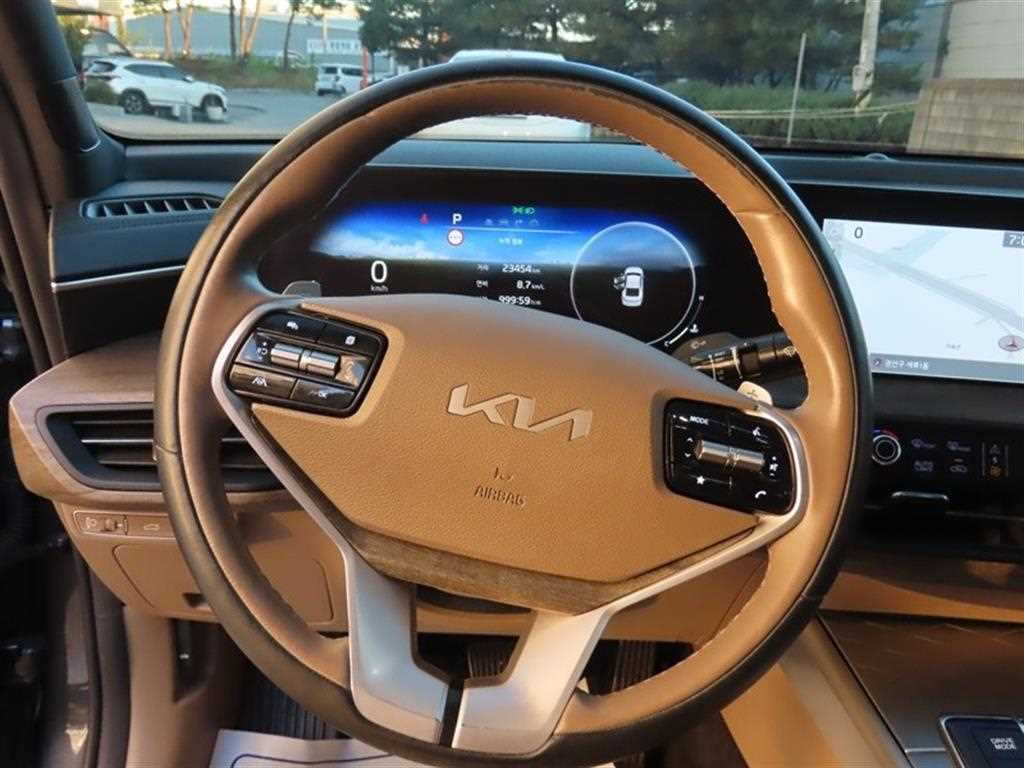 Kia K8 — photo 10