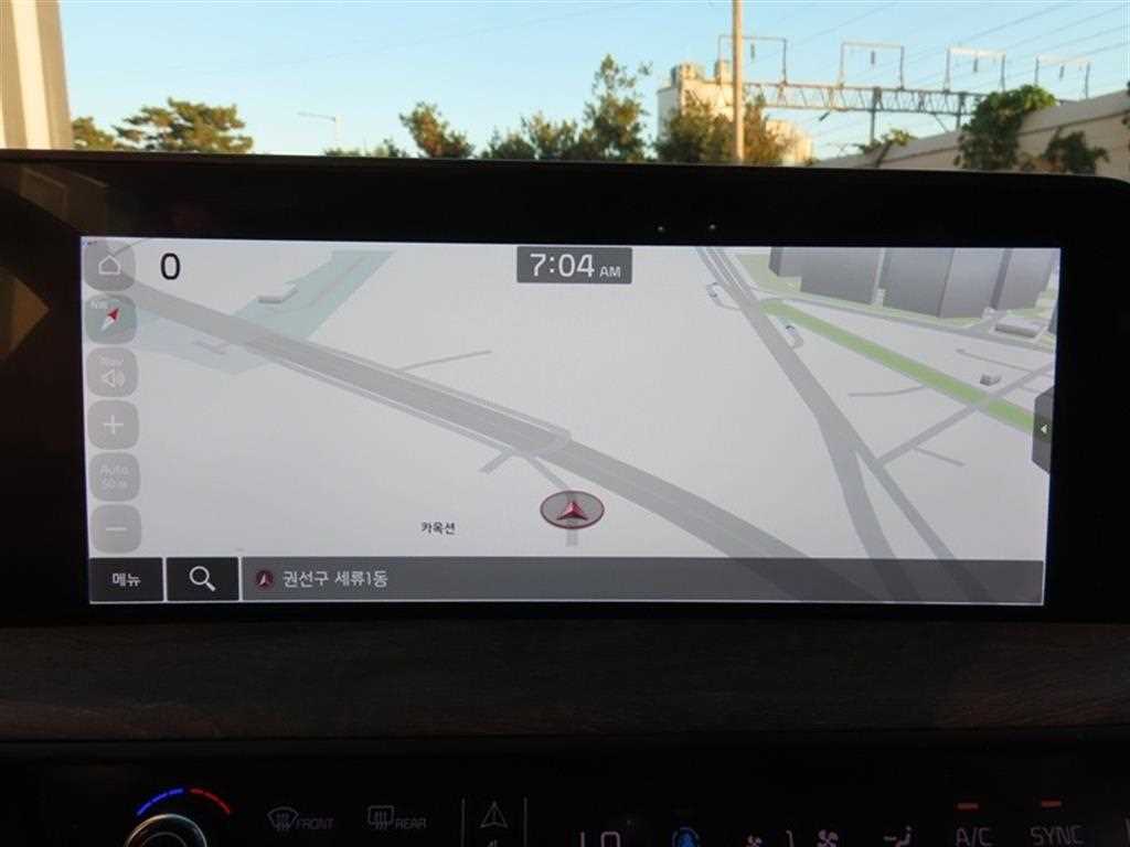 Kia K8 — photo 13