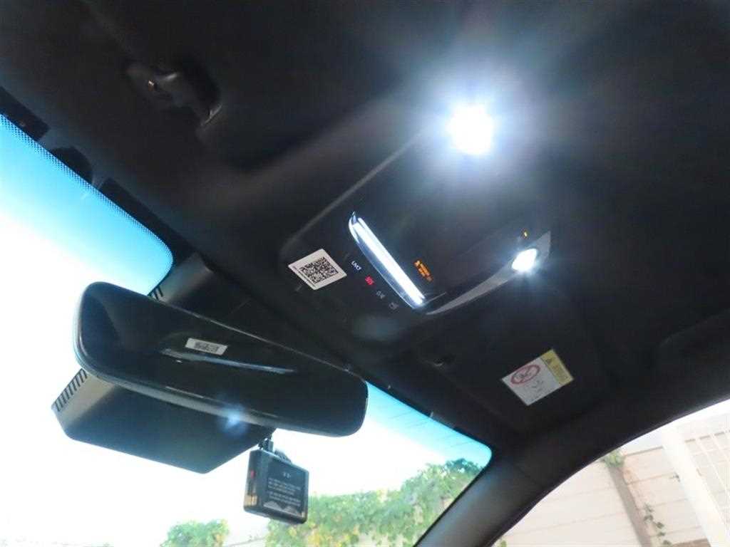 Kia K8 — photo 17