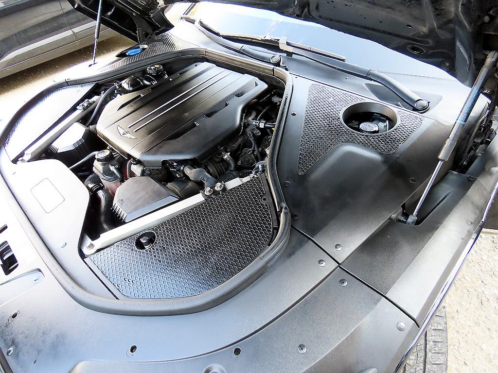 Genesis G90 — photo 19
