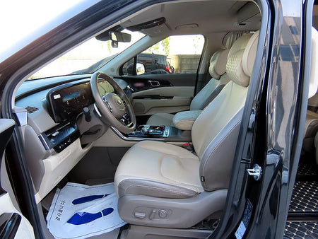 Kia Carnival — photo 05