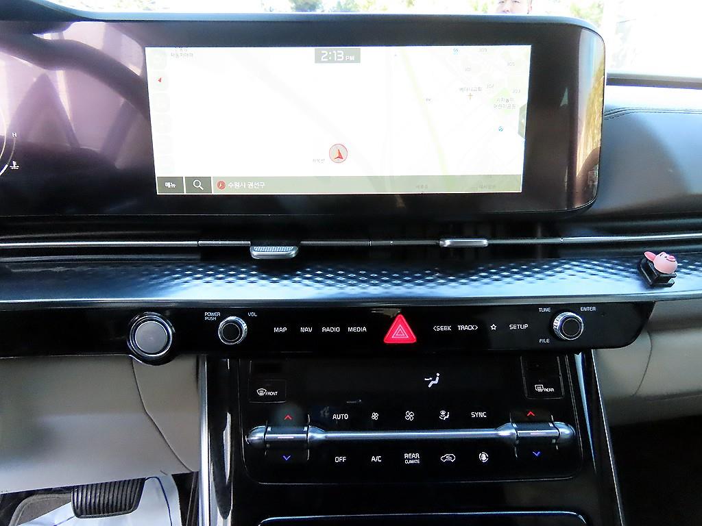 Kia Carnival — photo 11