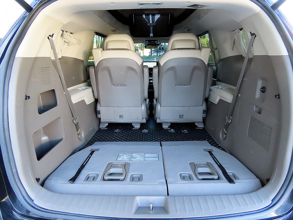 Kia Carnival — photo 16