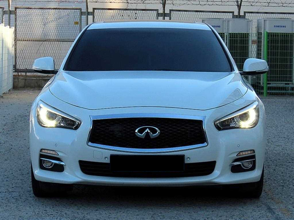 Infiniti Q50 — photo 01