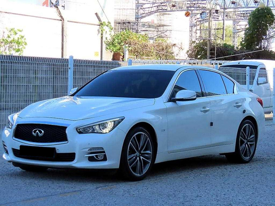Infiniti Q50 — photo 02