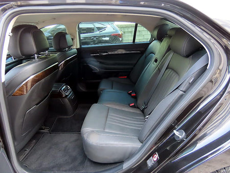 Genesis G90 — photo 06