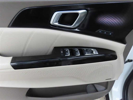 Kia Carnival — photo 07