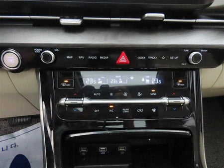 Kia Carnival — photo 13