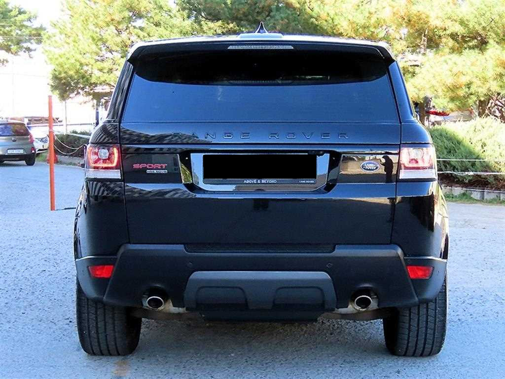 Land Rover Range Rover Sport — photo 04