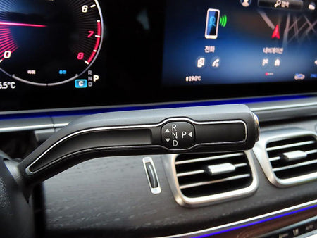Mercedes-Benz GLS-Class — photo 11