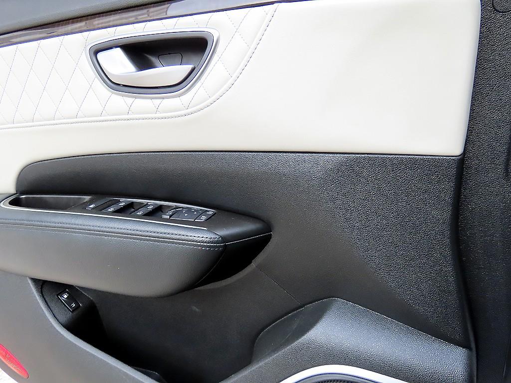 RENAULT SM6 — photo 11
