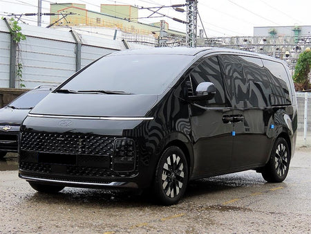 Hyundai Staria — photo 02