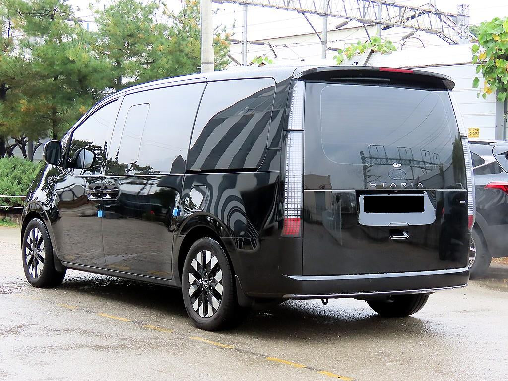 Hyundai Staria — photo 03