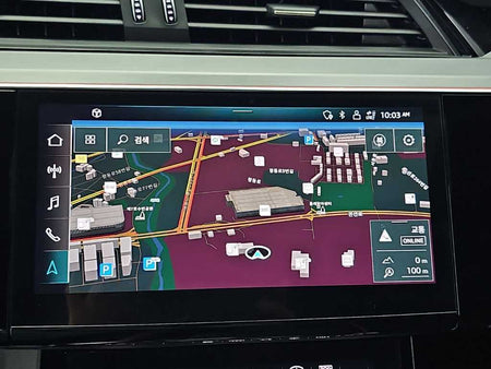 Audi e-tron — photo 15