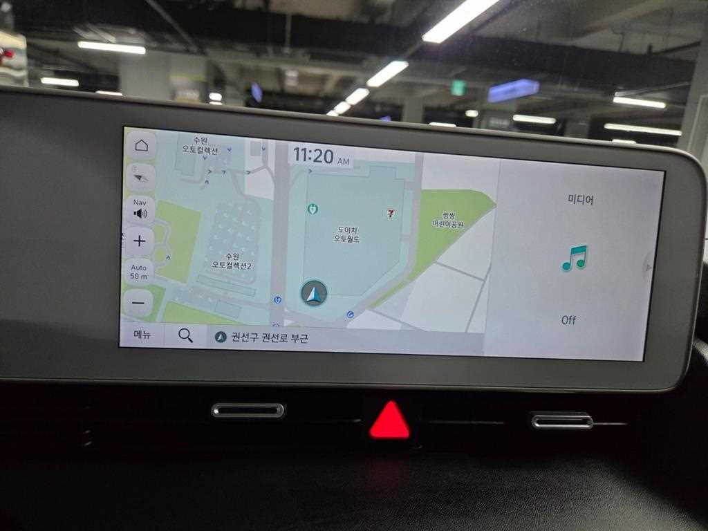 Hyundai Ioniq5 — photo 11