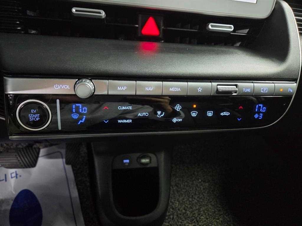 Hyundai Ioniq5 — photo 13