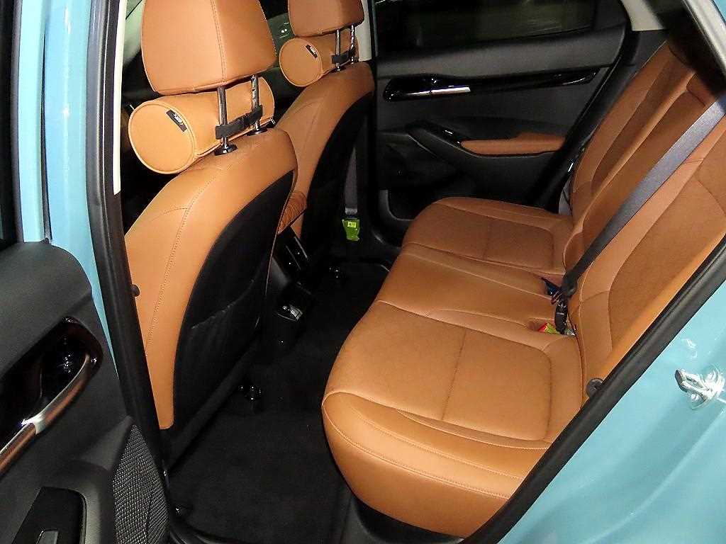 Kia Seltos — photo 07