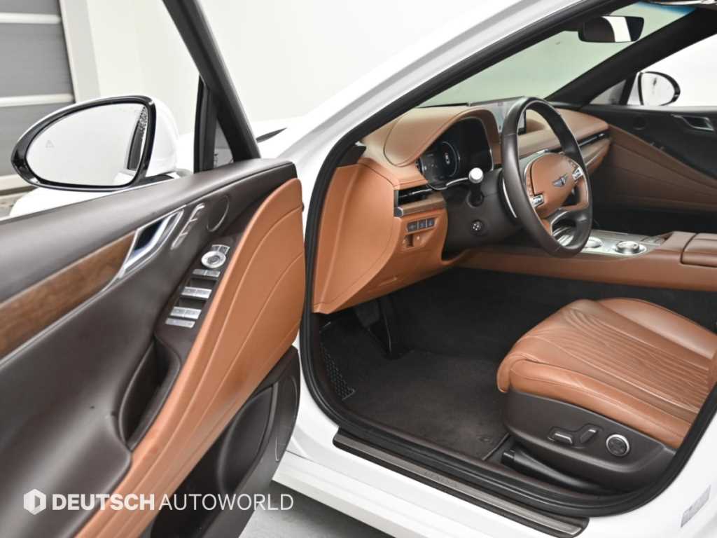 Genesis G80 — photo 11