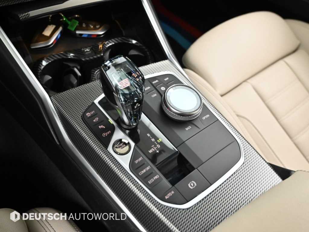 BMW 3-Series — photo 09