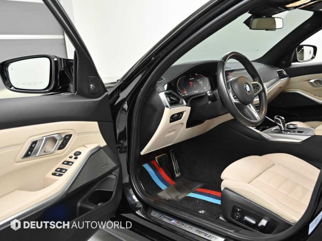 BMW 3-Series — photo 11