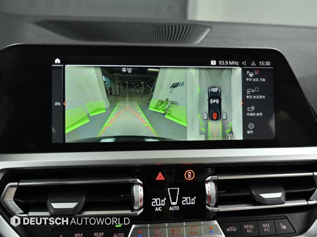 BMW 3-Series — photo 15