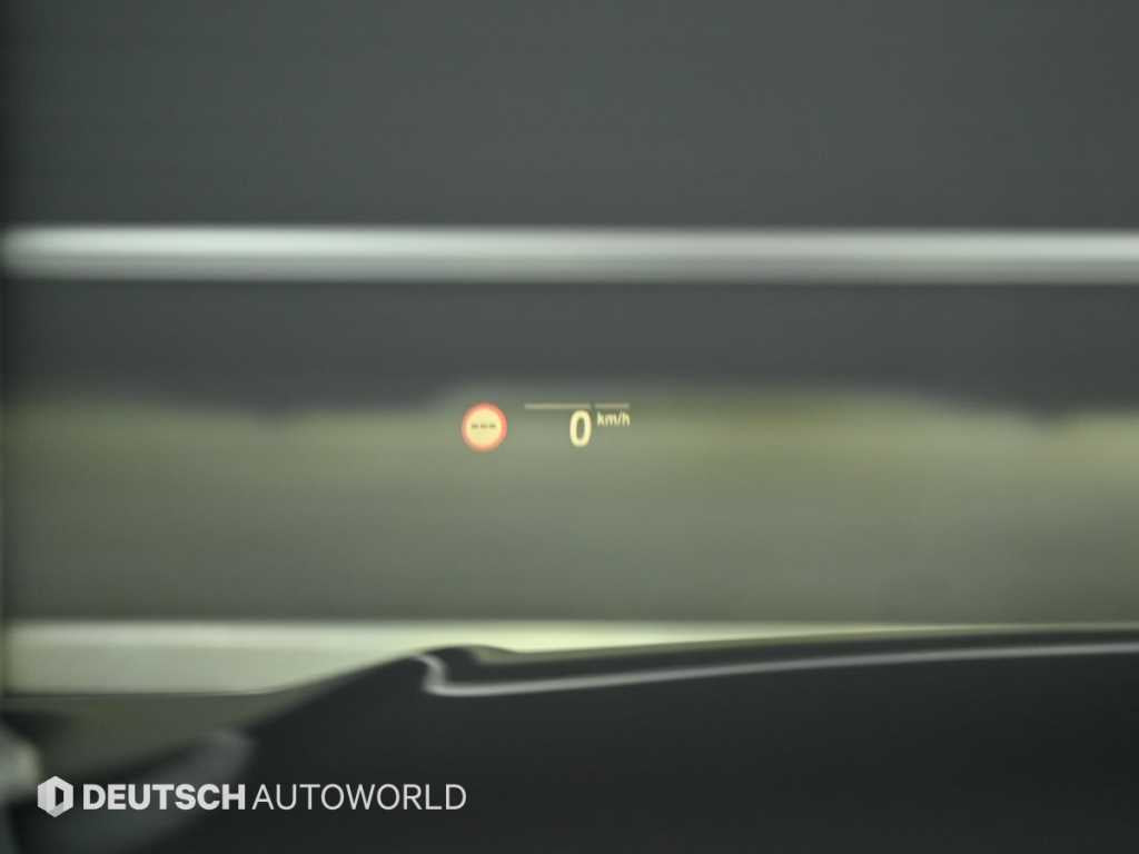 BMW 3-Series — photo 17