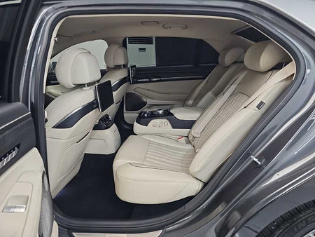 Genesis G90 — photo 12