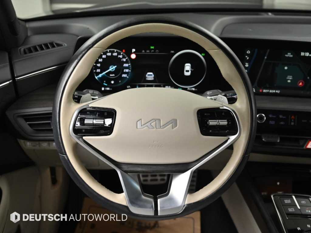 Kia K8 — photo 13