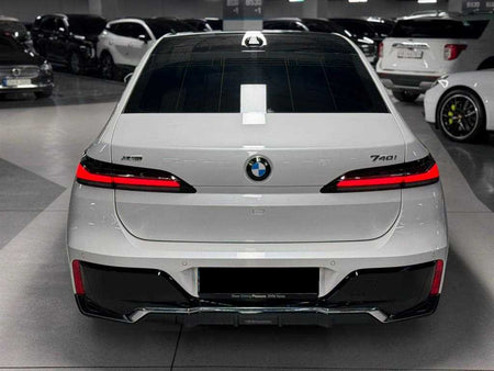 BMW 7-Series — photo 04