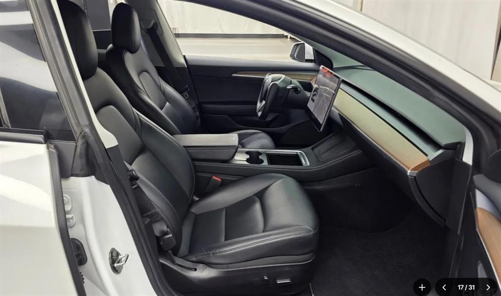 Tesla Model 3 — photo 10
