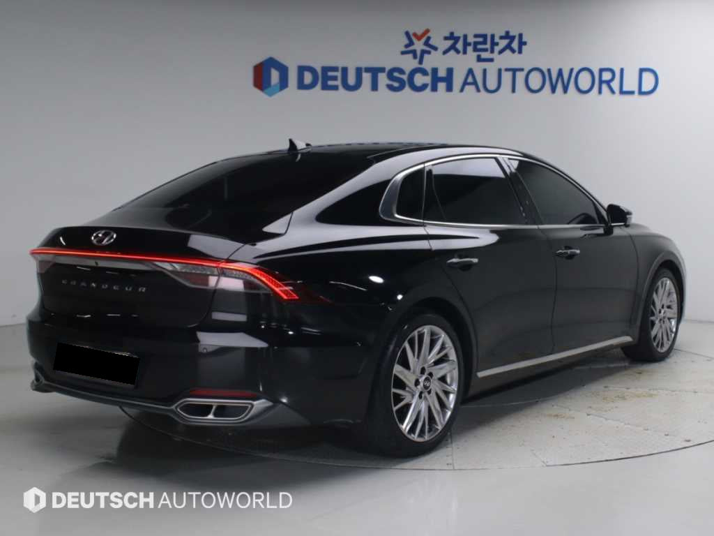 Hyundai Grandeur — photo 02