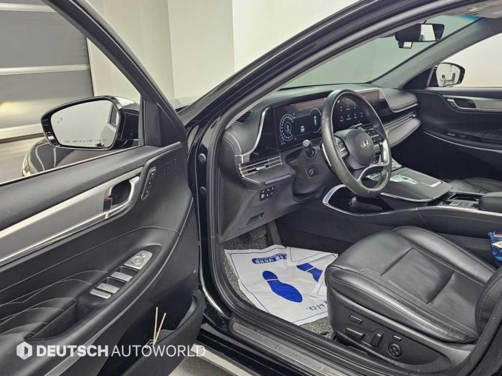 Hyundai Grandeur — photo 11