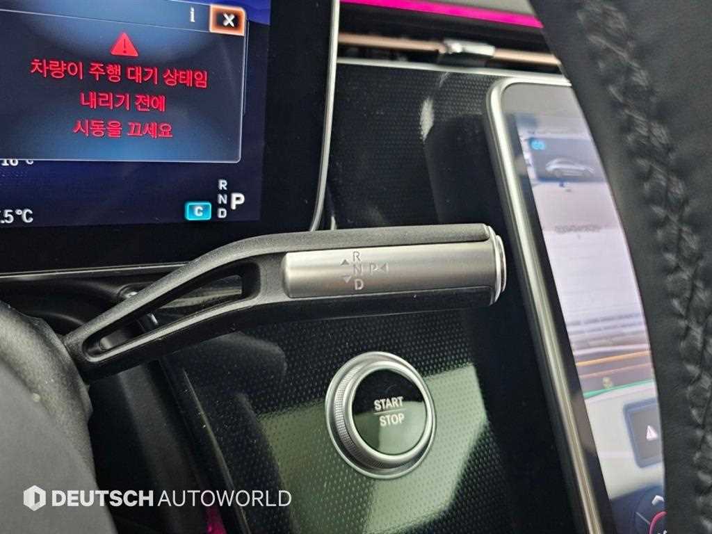 Mercedes-Benz EQS — photo 09