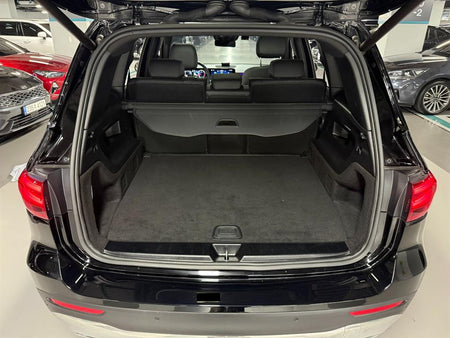 Mercedes-Benz GLB-Class — photo 19