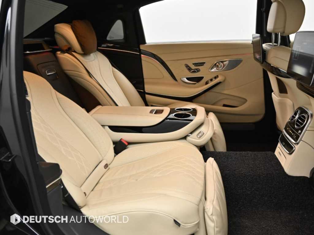 Mercedes-Benz S-Class — photo 12