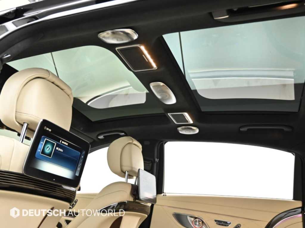 Mercedes-Benz S-Class — photo 18