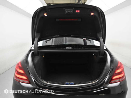 Mercedes-Benz S-Class — photo 19