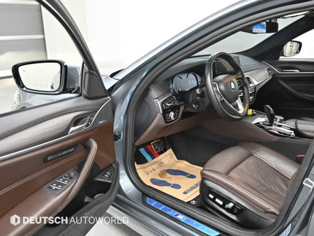 BMW 5-Series — photo 11