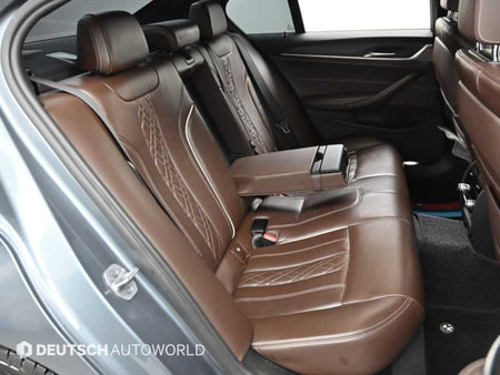 BMW 5-Series — photo 12