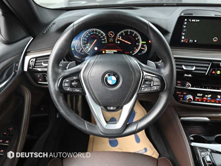 BMW 5-Series — photo 13