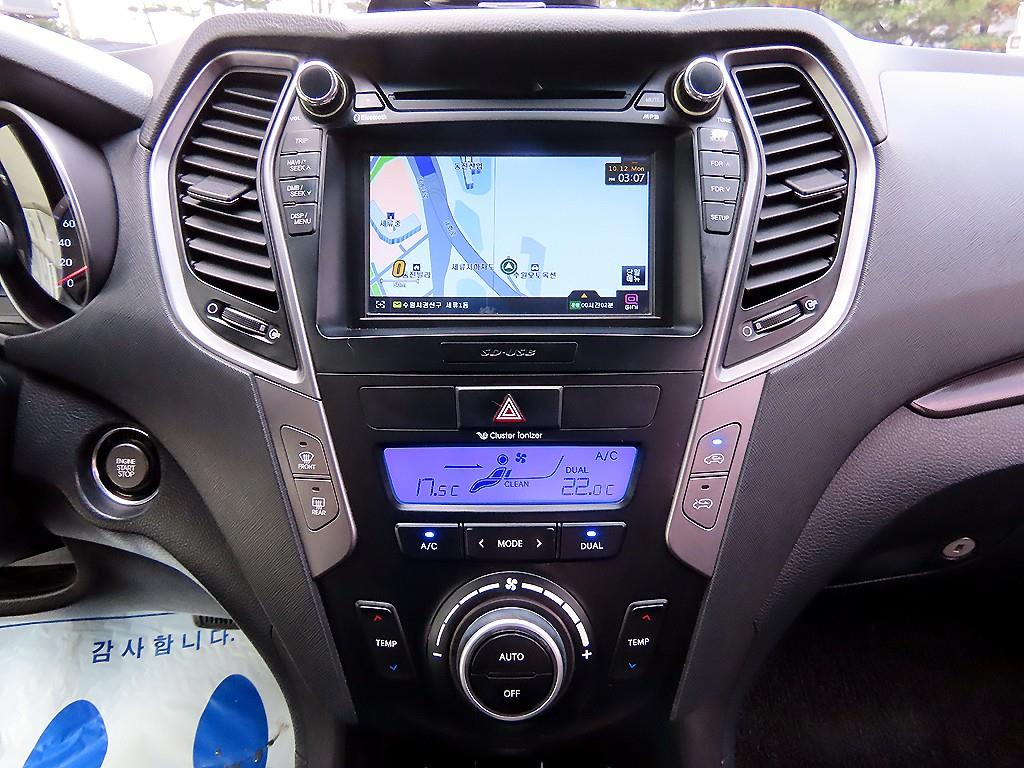 Hyundai Santafe — photo 13