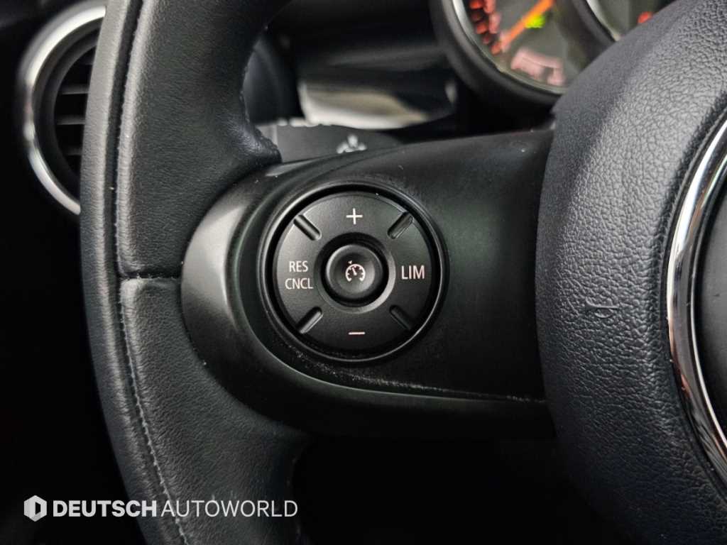 Mini Cooper — photo 15